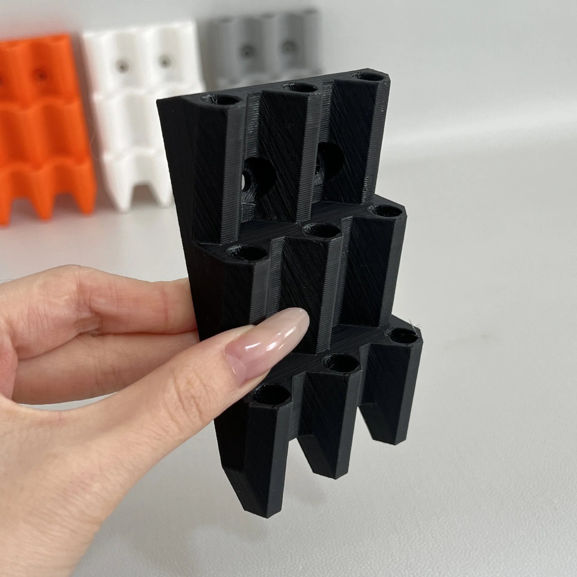 1pc Minimalist Dart Display Rack, Wall Mount Holds 9 Darts, Sturdy